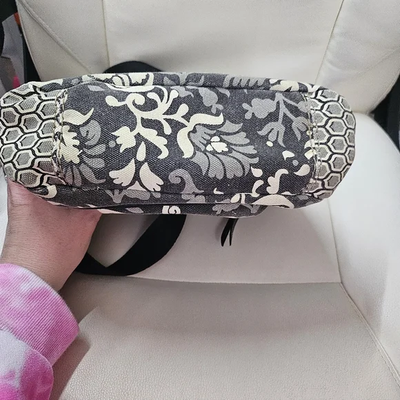 Fossil Black and Cream Crossbody Bag - Picture 4 of 9